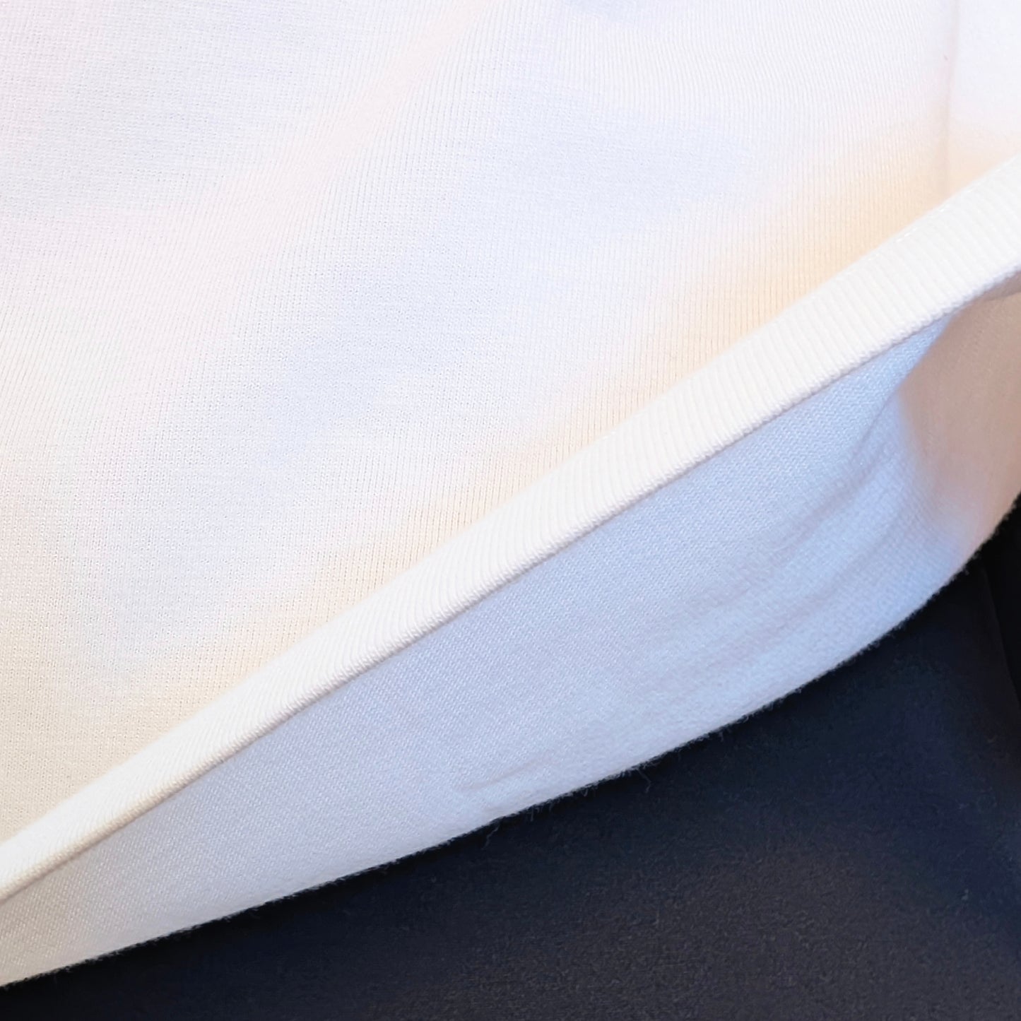 クルーネックコットンTシャツ