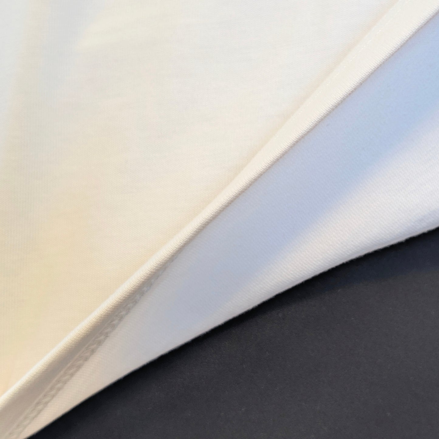 クルーネックコットンTシャツ 厚手（240gsm）